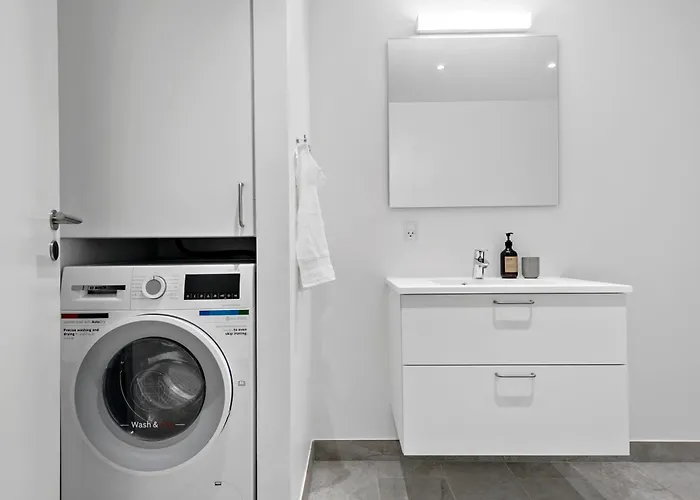 Inner Escape Apartment *