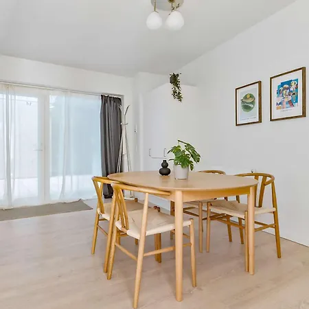 Superb First-floor Mid Town * Århus